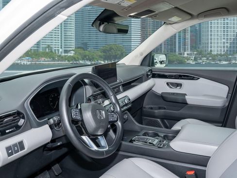 Certified 2023 Honda Pilot EX-L image 18