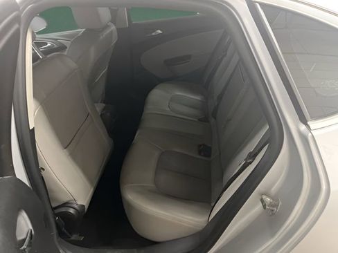 Used 2015 Buick Verano Convenience image 12