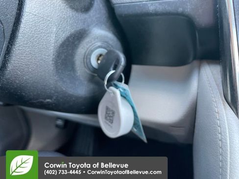 Used 2013 Toyota Camry LE FWD image 15