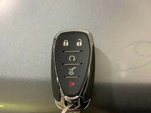 Used 2024 Chevrolet Equinox LT w/ LPO, Floor Liner Package image 45