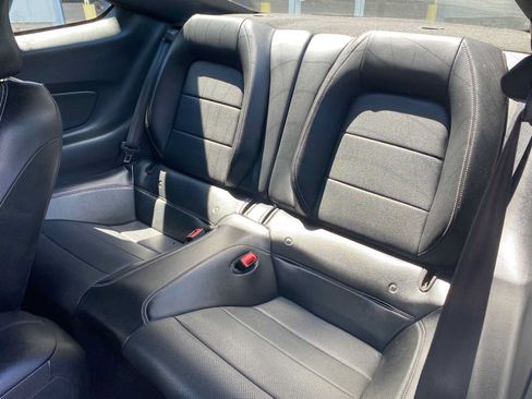 Used 2019 Ford Mustang GT Premium RWD image 10