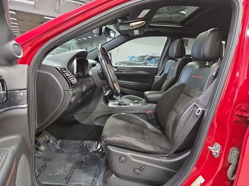 Used 2020 Jeep Grand Cherokee Trailhawk image 9