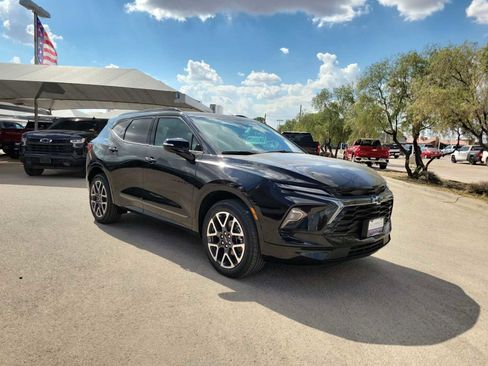 New 2025 Chevrolet Blazer RS w/ Driver Confidence II Package AWD/4WD image 2