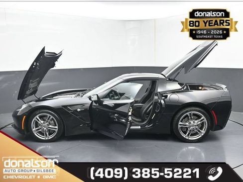 Used 2016 Chevrolet Corvette Stingray Coupe RWD image 19