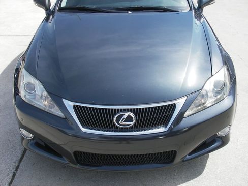 Used 2010 Lexus IS 250C image 20