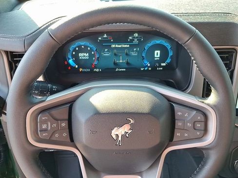New 2025 Ford Bronco Outer Banks w/ Sasquatch Package image 9