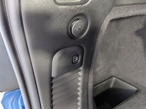 Used 2023 Dodge Durango GT image 32