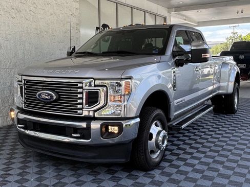 Used 2022 Ford F350 XLT w/ XLT Premium Package image 1