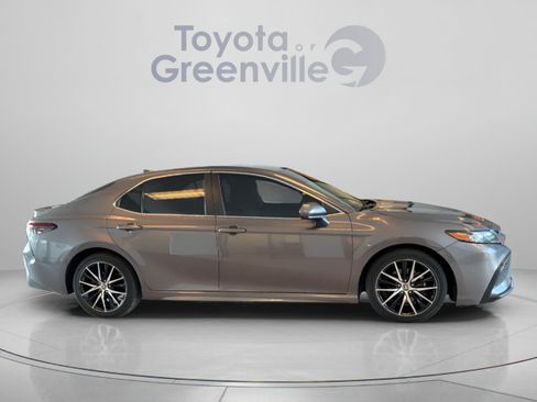 Certified 2021 Toyota Camry SE FWD image 7