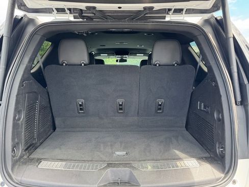 Used 2021 Chevrolet Tahoe Premier AWD/4WD image 9