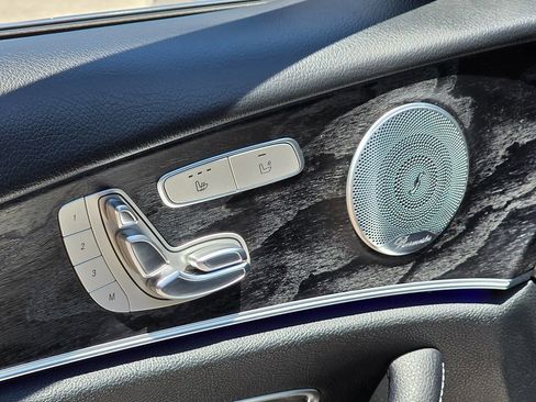 Used 2019 Mercedes-Benz E 300 image 29