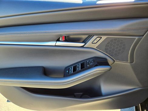 New 2026 MAZDA MAZDA3 2.5 S Sedan w/ Preferred Pkg image 22
