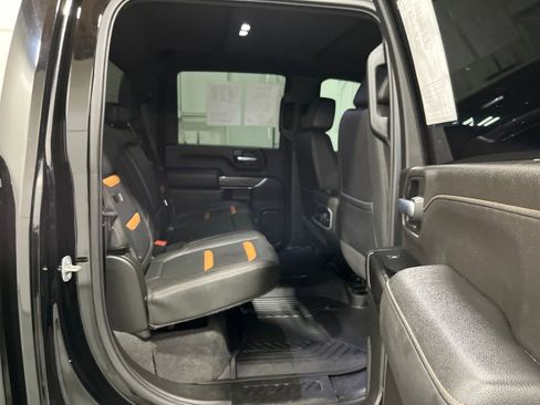 Used 2022 GMC Sierra 2500 AT4 w/ Gooseneck/5TH Wheel Package image 43