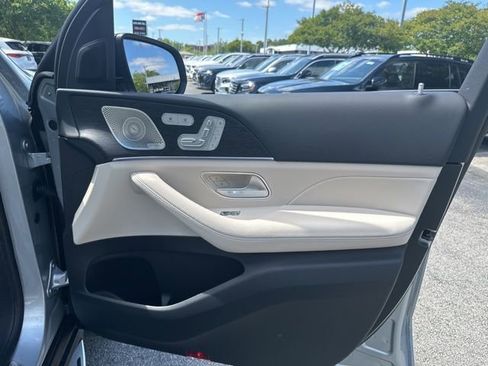 New 2026 Mercedes-Benz GLS 450 4MATIC image 42