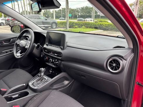 Used 2023 Hyundai Kona SEL FWD image 14