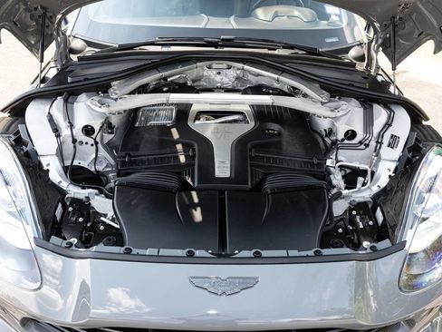 Used 2022 Aston Martin DBX AWD/4WD image 64
