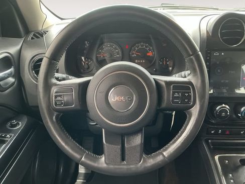 Used 2015 Jeep Patriot High Altitude AWD/4WD image 12