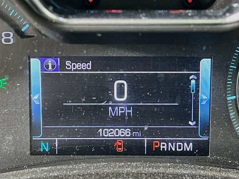 Used 2017 Chevrolet Impala Premier w/ Enhanced Convenience Package FWD image 10