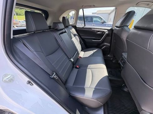 Used 2025 Toyota RAV4 XLE Premium FWD image 30