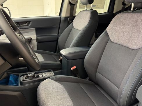 New 2025 Ford Maverick XLT image 5