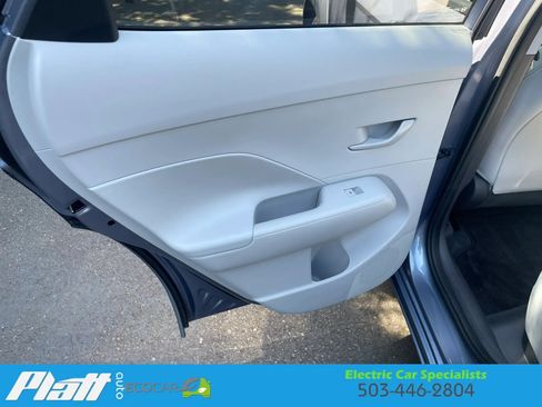 Used 2024 Hyundai Kona SEL FWD image 38