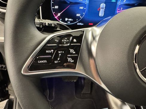 Certified 2025 Mercedes-Benz GLC 300 image 12