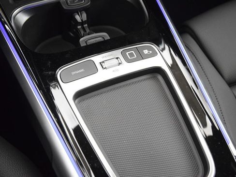 New 2026 Mercedes-Benz GLB 250 image 28