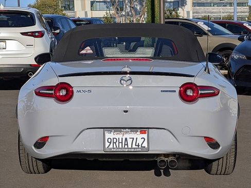 Certified 2025 MAZDA MX-5 Miata Club image 10