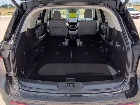 New 2026 Ford Explorer Active w/ Active Comfort Package RWD image 40