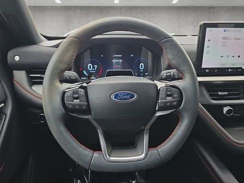 Used 2025 Ford Explorer ST-Line AWD/4WD image 21