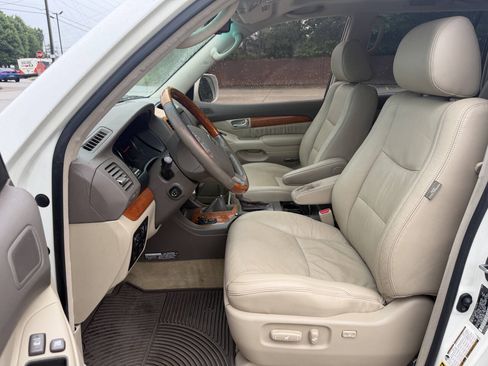 Used 2007 Lexus GX 470 AWD/4WD image 4