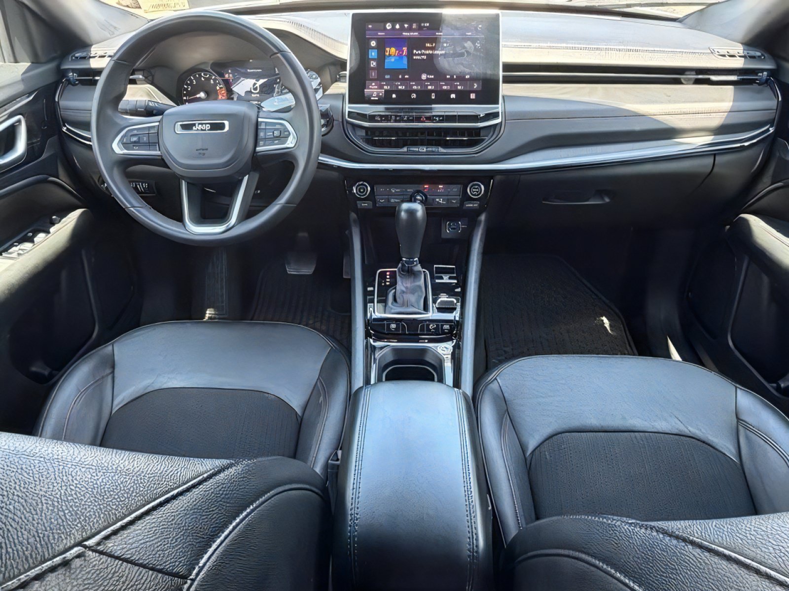 Certified 2024 Jeep Compass Trailhawk AWD/4WD image 31