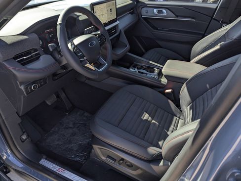New 2026 Ford Explorer ST-Line RWD image 9