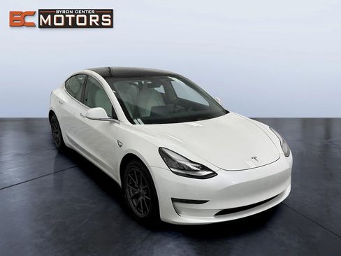 Used 2020 Tesla Model 3 Long Range AWD/4WD image 7