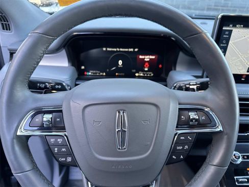 Used 2022 Lincoln Nautilus Reserve w/ Equipment Group 201A image 25