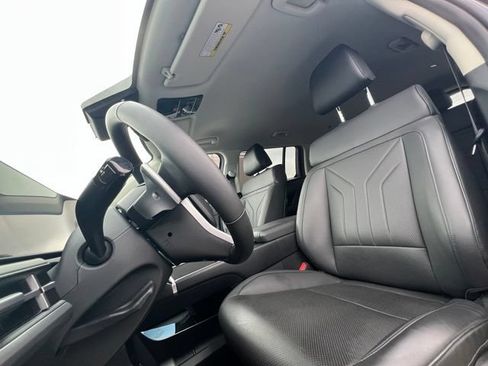 Certified 2026 Hyundai Santa Fe SEL AWD/4WD image 17