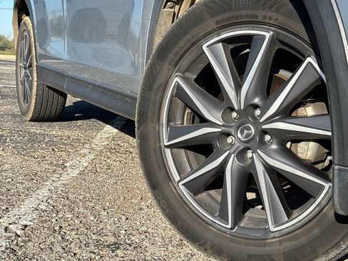 Used 2018 MAZDA CX-5 Touring w/ Preferred Equipment Package image 2