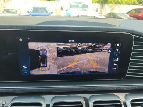 Used 2024 Mercedes-Benz GLE 350 4MATIC w/ 3rd Row Seat Package image 20