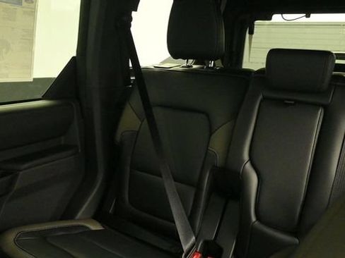 New 2026 Ford Bronco Outer Banks w/ Sasquatch Package AWD/4WD image 21