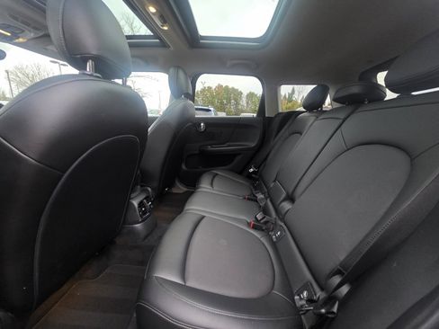 Used 2017 MINI Cooper Countryman FWD image 13