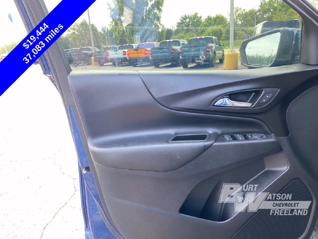 Used 2023 Chevrolet Equinox LT FWD image 17