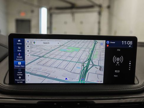 Used 2025 Acura MDX w/ Advance Package image 15