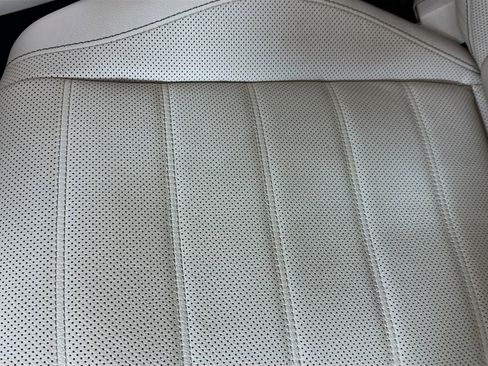 Certified 2023 Mercedes-Benz GLS 580 4MATIC image 21