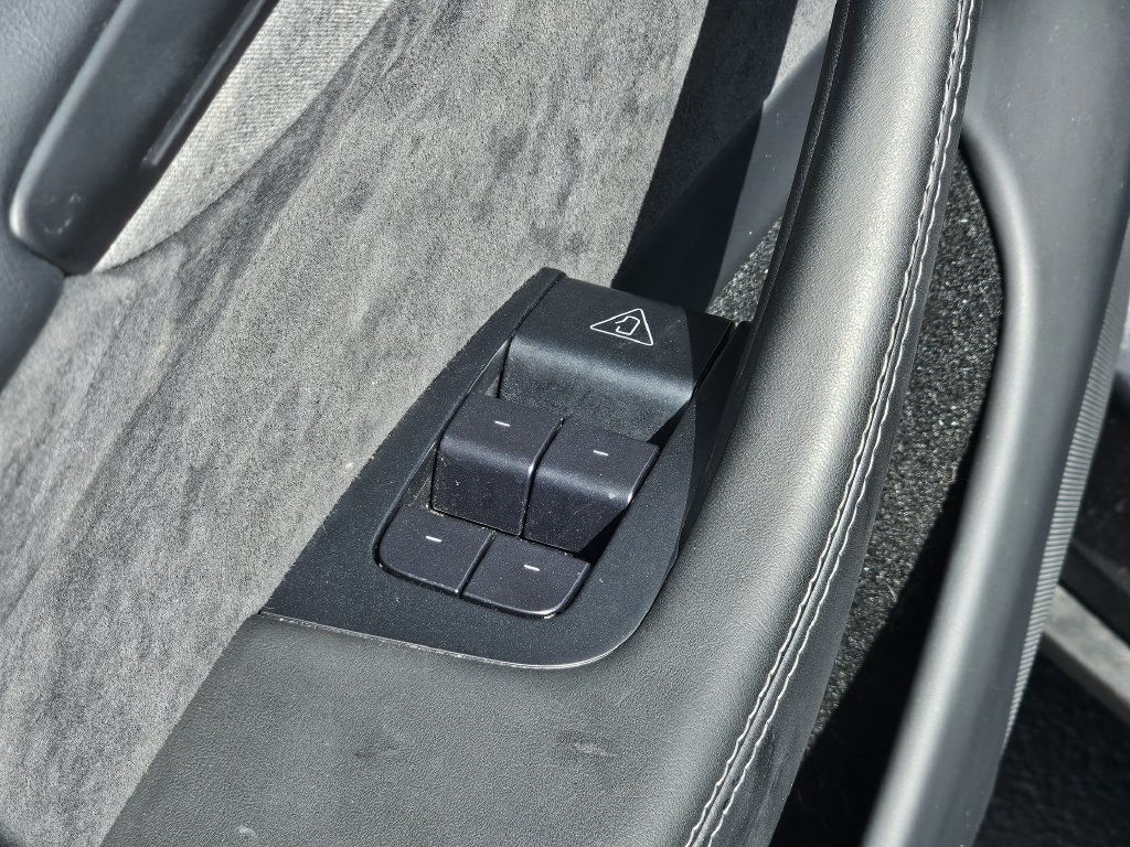 Used 2026 Tesla Model Y Long Range AWD/4WD image 18