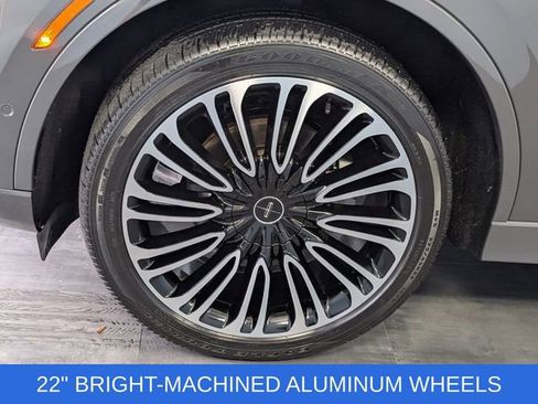Used 2024 Lincoln Aviator Black Label AWD/4WD image 4