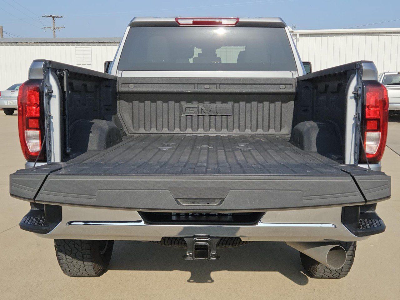 Certified 2025 GMC Sierra 2500 SLE w/ SLE Value Package; AWD/4WD image 10