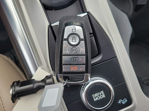 Used 2024 Ford Explorer XLT w/ Equipment Group 202A AWD/4WD image 30