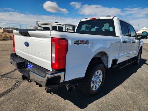 Used 2024 Ford F350 XLT image 5