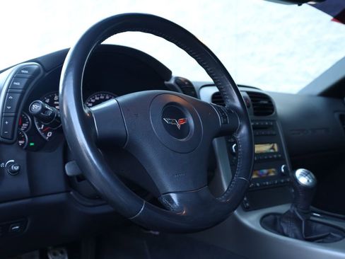 Used 2007 Chevrolet Corvette Z06 w/ Preferred Equipment Group image 6