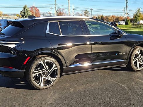 New 2026 Chevrolet Equinox EV LT w/ Convenience Package II image 4